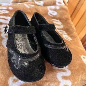 Stride Rite Black Dress Shoes with Strap and Rounded Toe